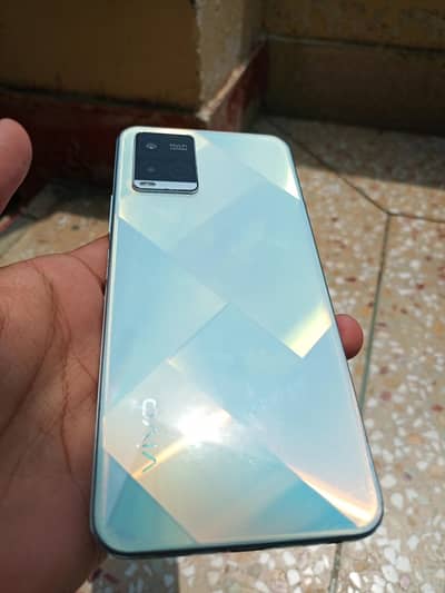 Vivo Y21