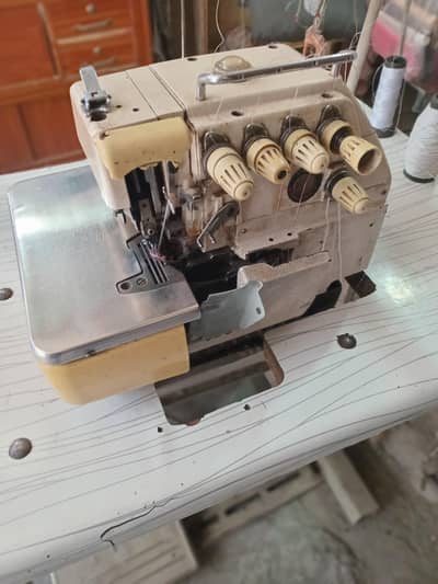 Baby peku machine. . Nd Fancy peku. . machine. . for sale Nd good condition.