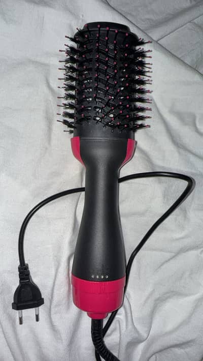 One Step hair dryer brush
