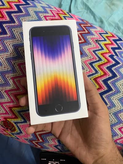 Apple iPhone SE 3
