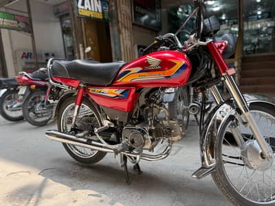 Honda CD 70 2025 model