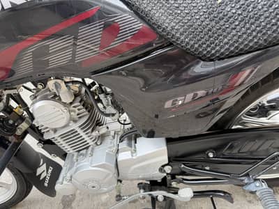 Suzuki GD 110s Total papering huai hy Back Tyre new Dala hua hy