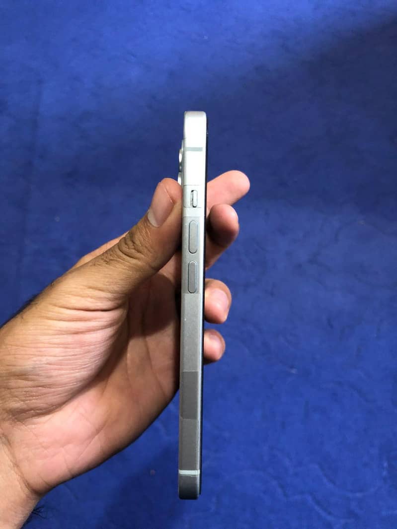 Apple iPhone 15 1