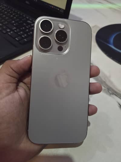 iPhone 16 Pro 128 GB with Box And Cable 10/10