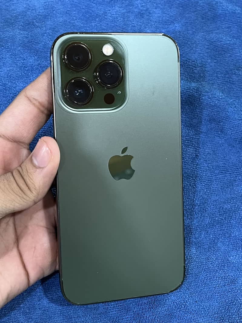 Apple iPhone 13 Pro 0