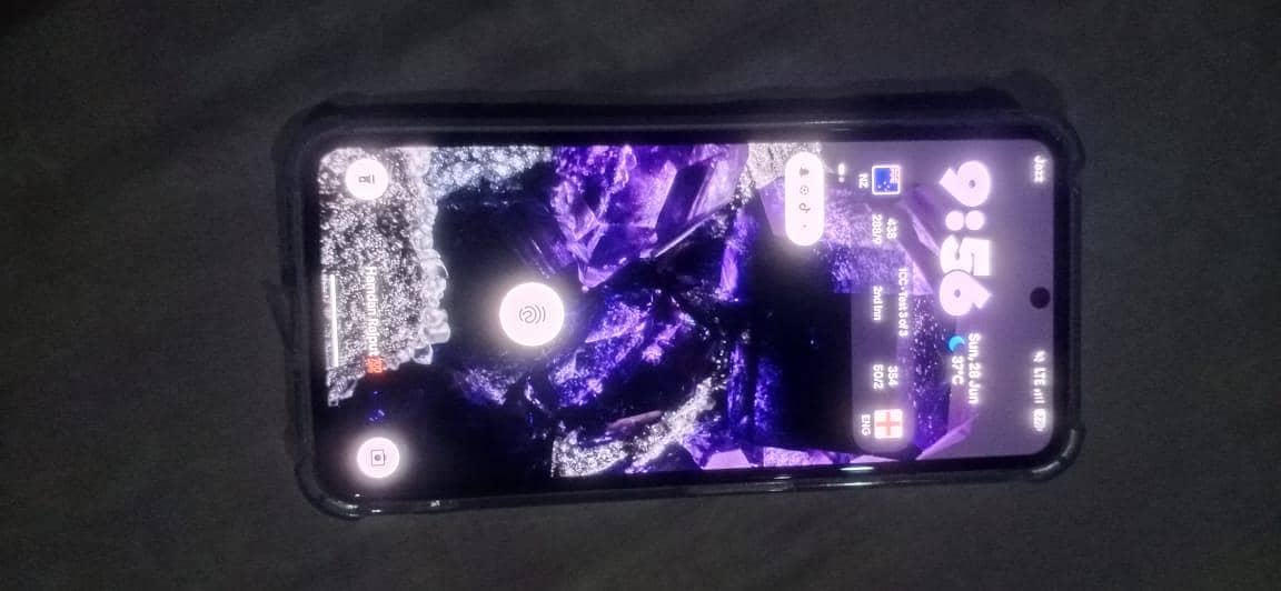 Google Pixel 8 1