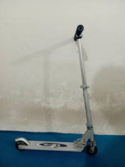 micro kick skooter