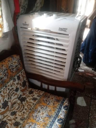 urgent sale gernal air color only 2 days use