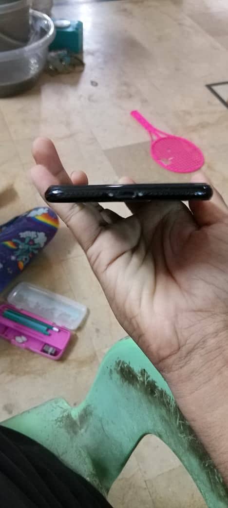 Apple iPhone 7 Plus 1