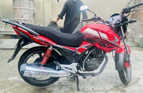 Honda CB 150F 2023 Red