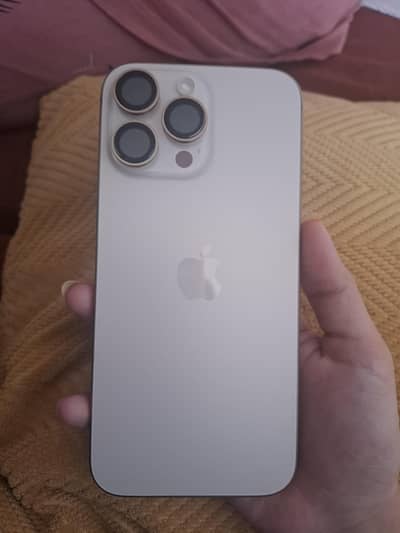 Apple iPhone 16 Pro Max