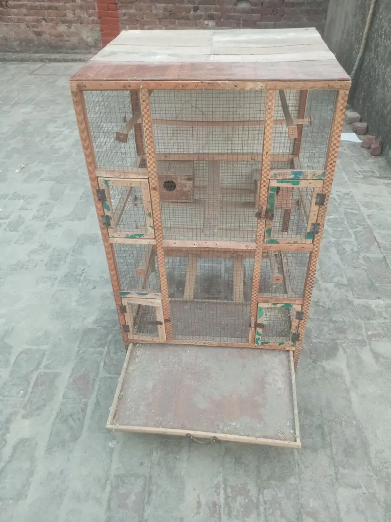wood cage for sale urgent — photo 2