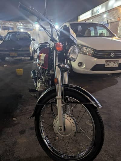 like new 03070084412