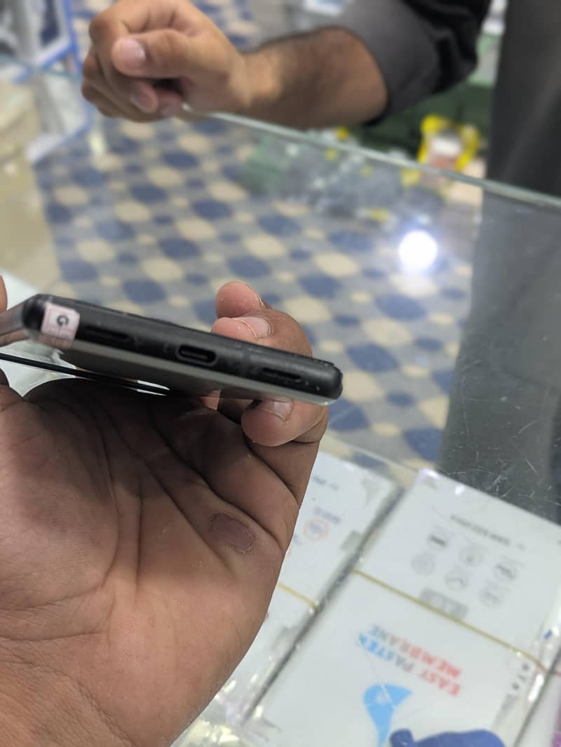 Google Pixel 6a 1