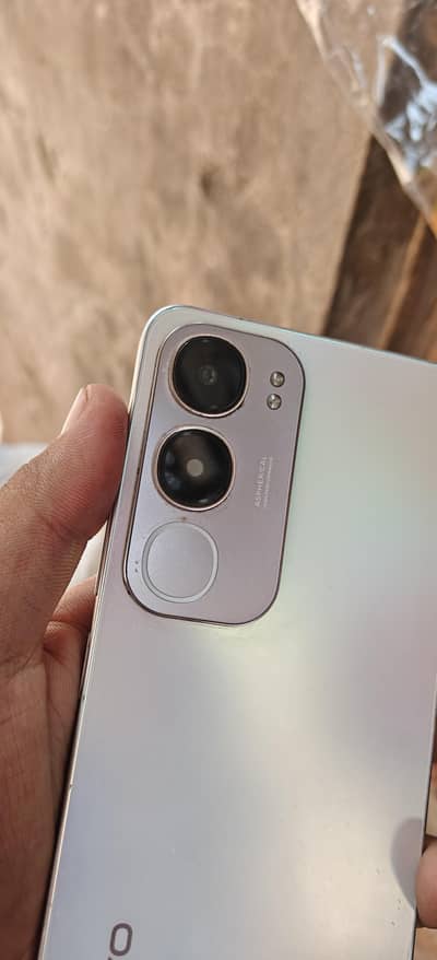 Vivo Y19s