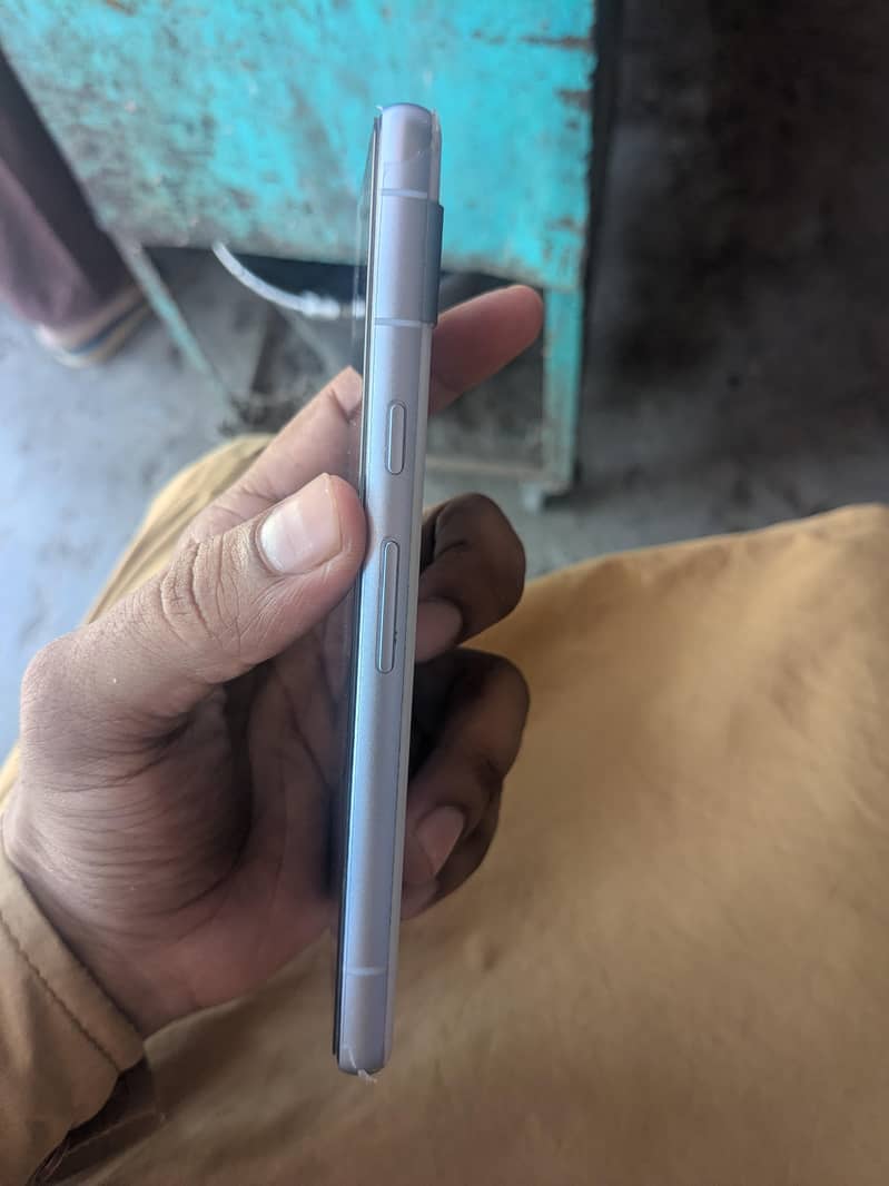 Google Pixel 7a 3
