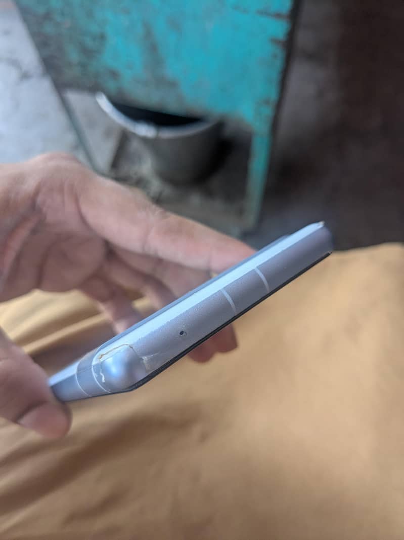 Google Pixel 7a 4