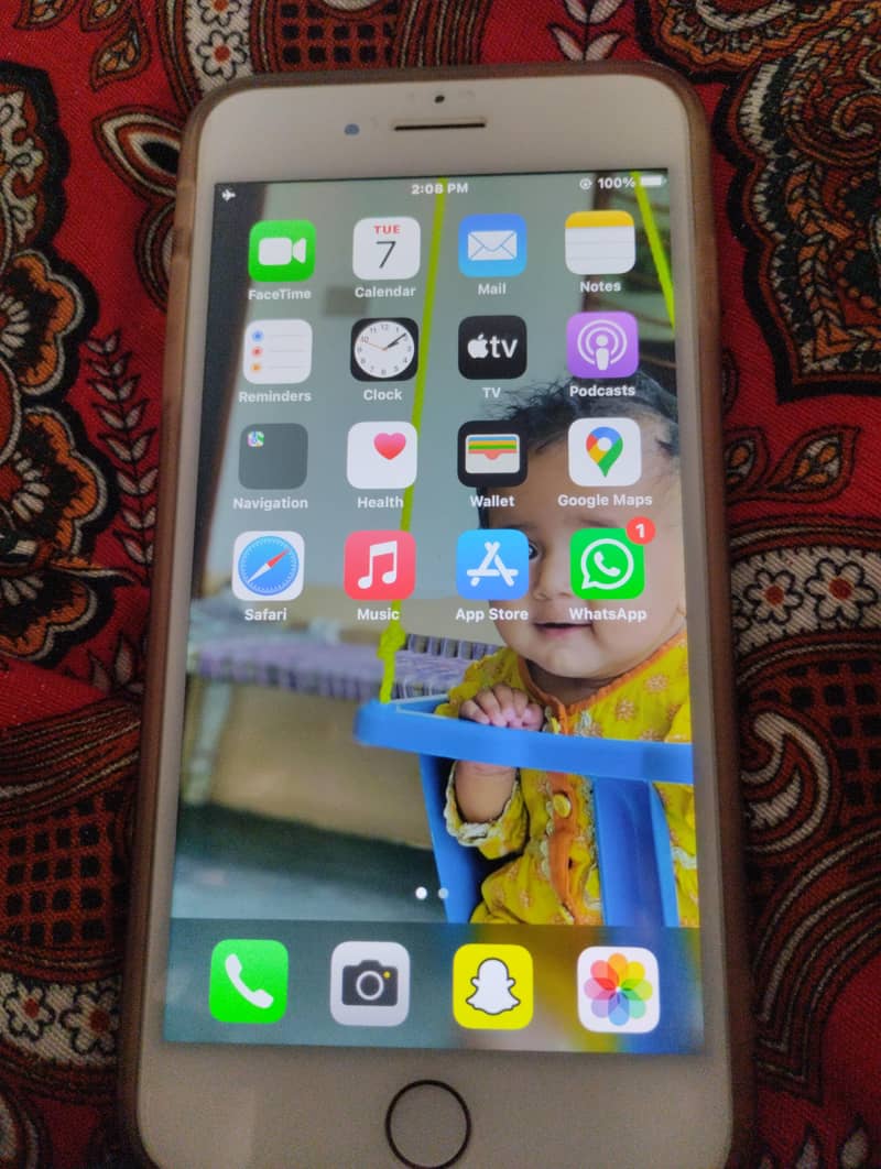 Apple iPhone 7 Plus 1