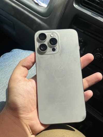 Apple iPhone 15 Pro Max