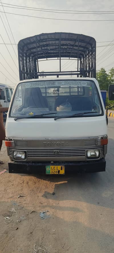 Toyota Dyna 1981 model