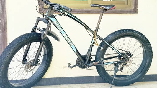 Fat tyre cycle