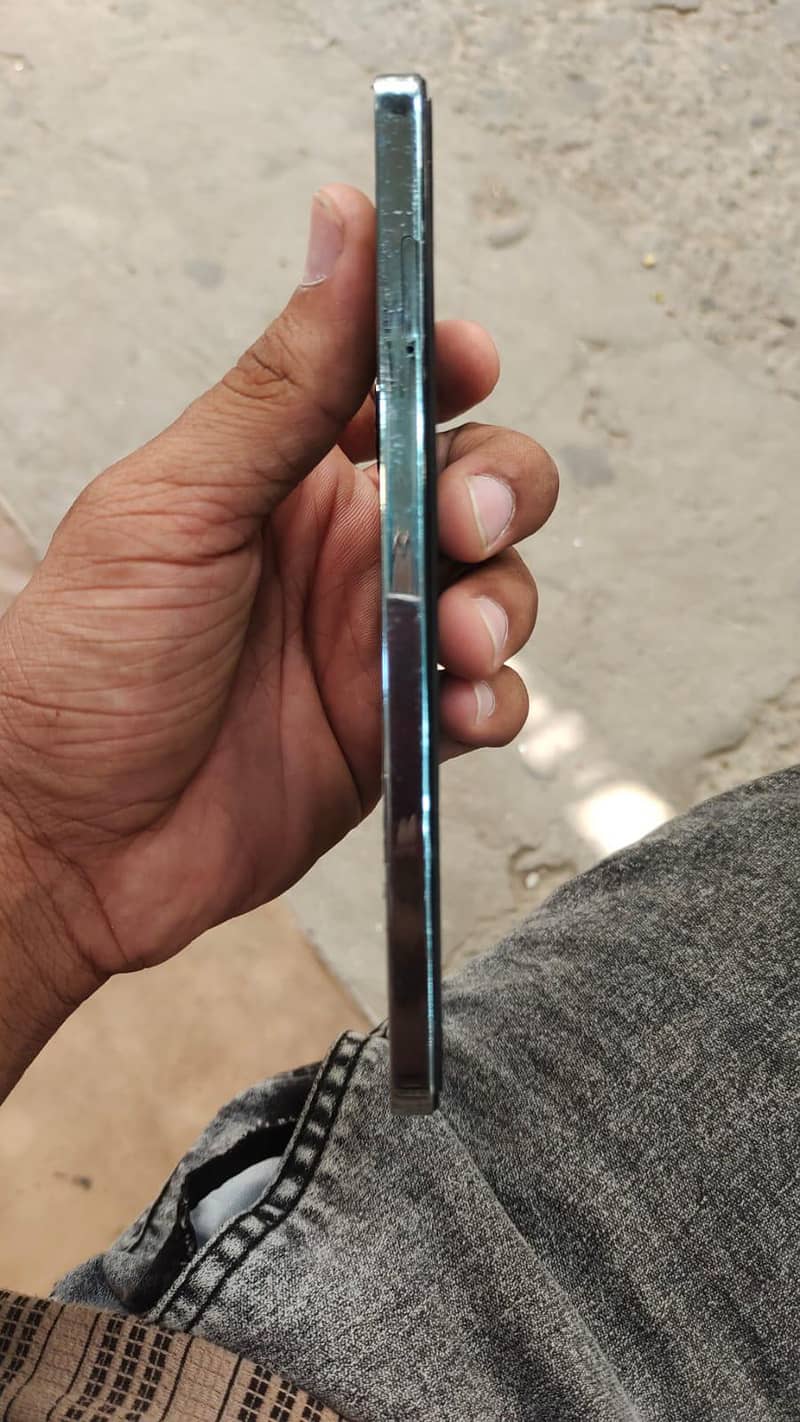 Tecno CAMON 20 4