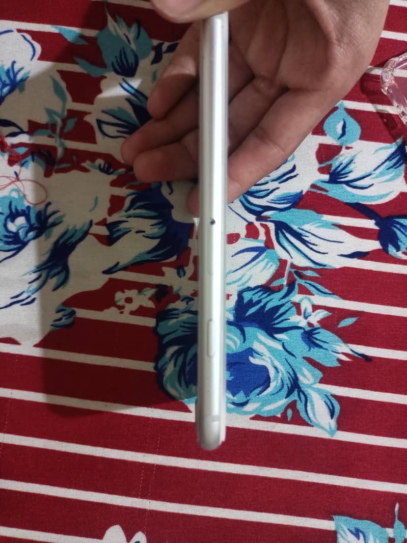 Apple iPhone 8 2