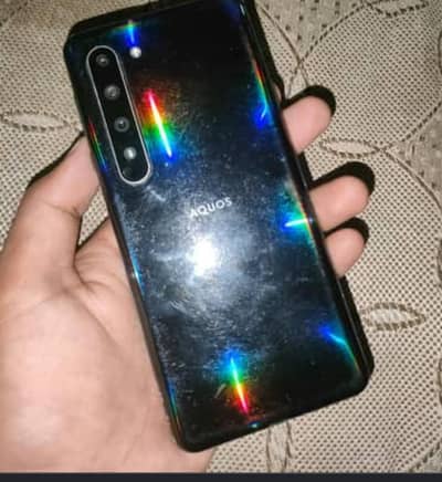 Sharp Aquos R5G