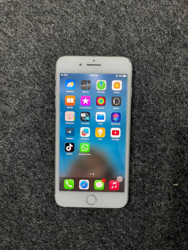 Apple iPhone 8 Plus 2