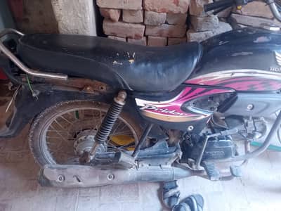 Honda pridor 100cc