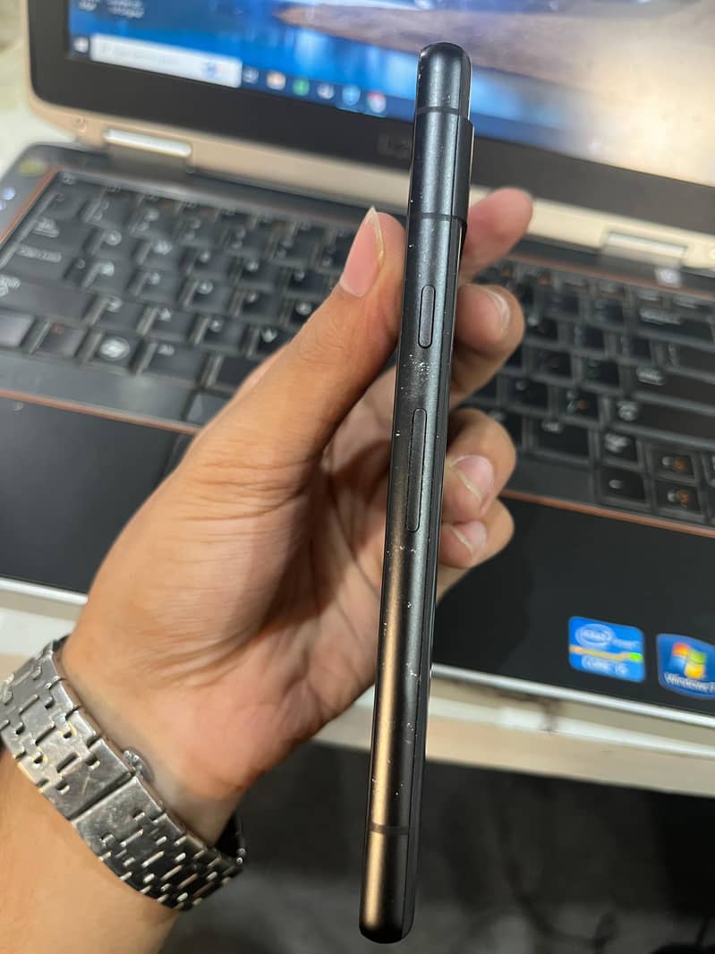 Google Pixel 7a 5