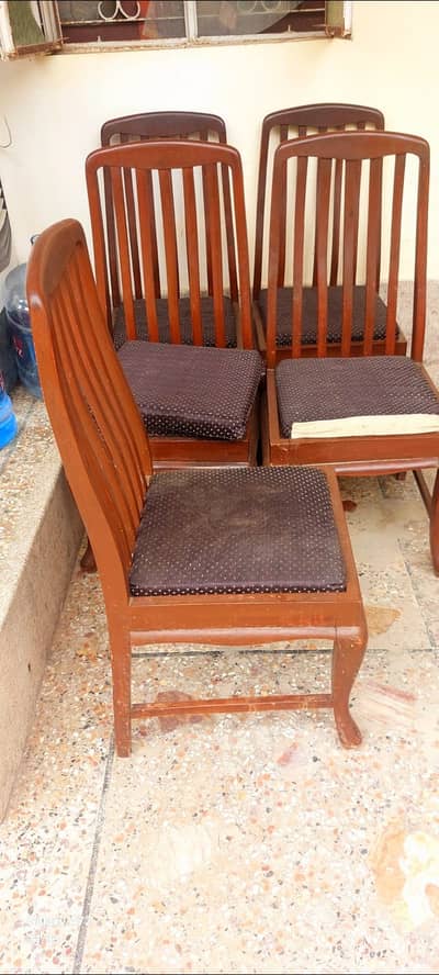 Dinning Table and Chairs