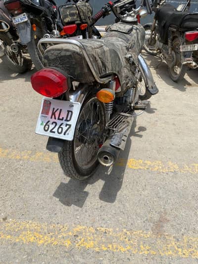 united CG 125