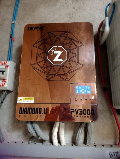 Ziewnic pv 3000 output 1800 watt single battery