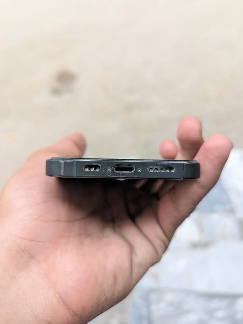 Apple iPhone 13 Pro 1