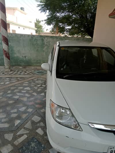 Honda City IDSI 2004 in genuine condition outer and inner