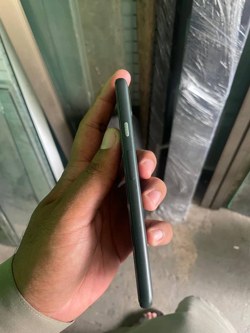 Google Pixel 5a 1