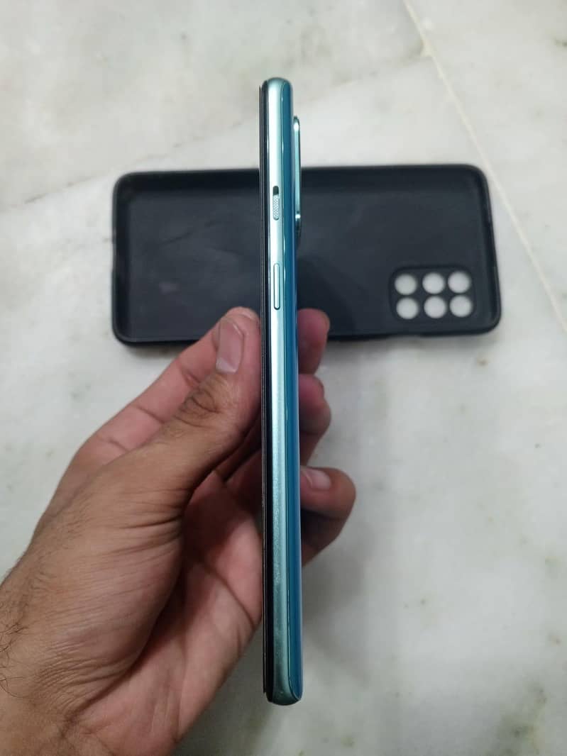 One Plus 8T 3