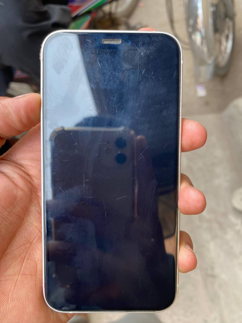 Apple iPhone 12mini 3