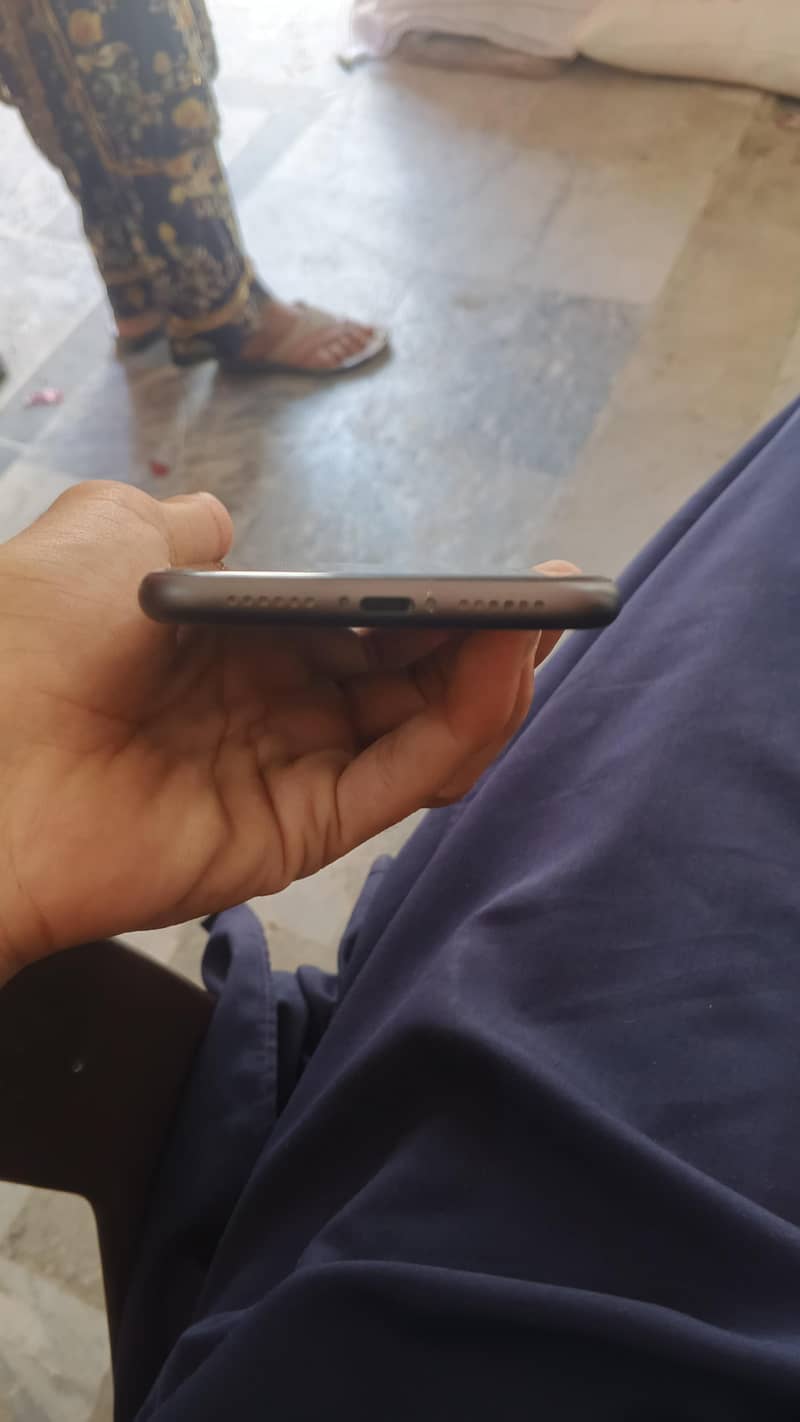 Apple iPhone 11 1