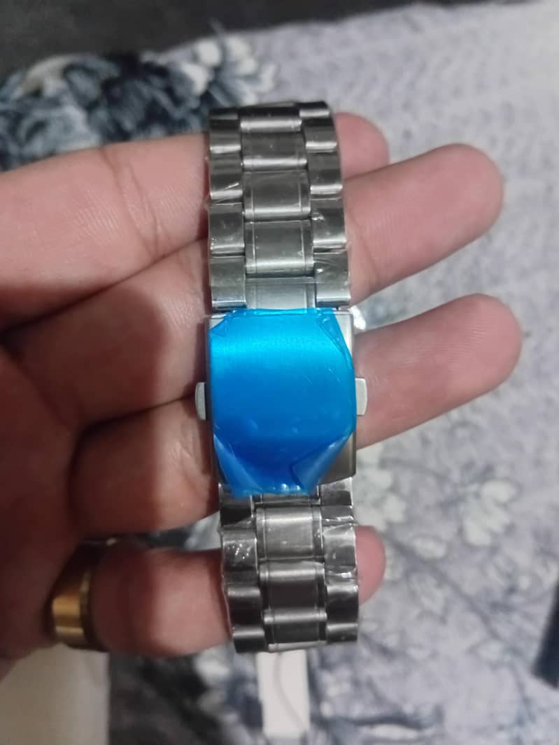 watch 3