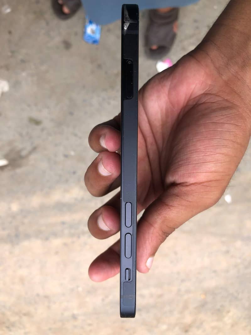 Iphone 12 3