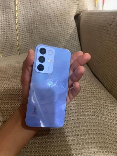 Realme C85