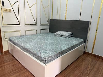 selling my bed with good condition