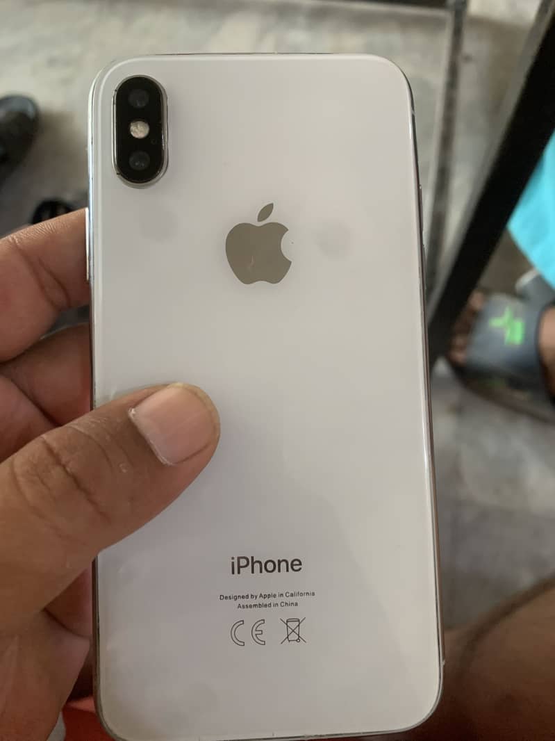 Apple iPhone X 5