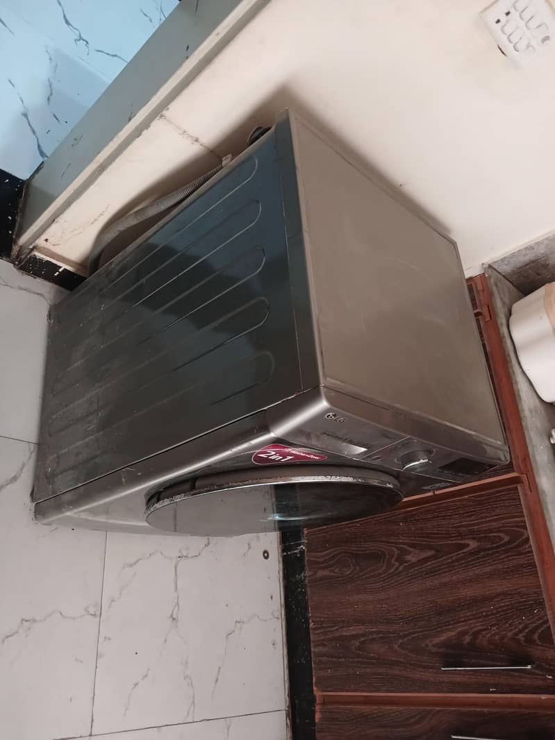Fully Automatic Machine, Used. 1