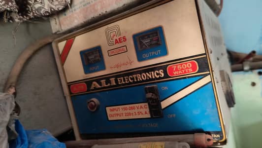 AES 7500 Watt stabilizer