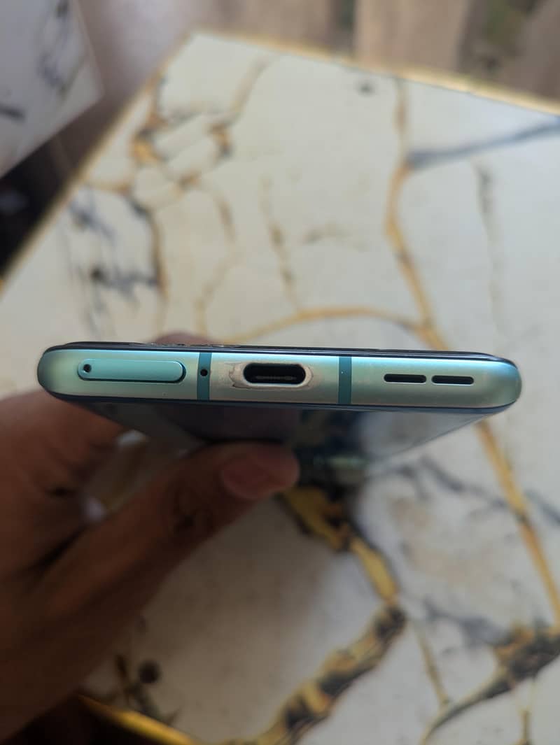 One Plus 8T 7
