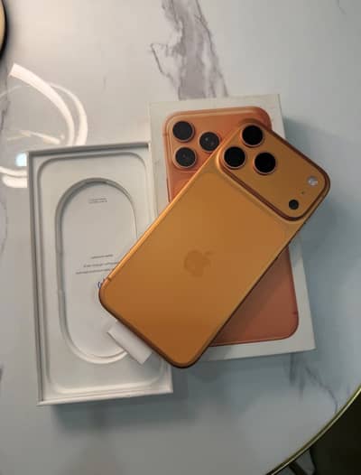 iPhone 17 Pro Max JV