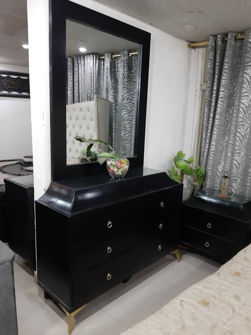 Modern Bed 2